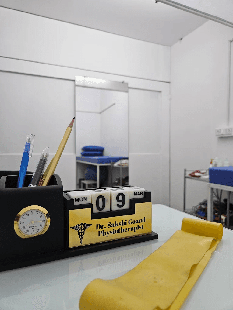 Dr. Sakshi Goand consultation desk area